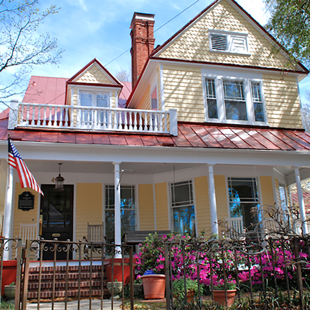 Hoge-Wood House Bed & Breakfast | VisitNC.com